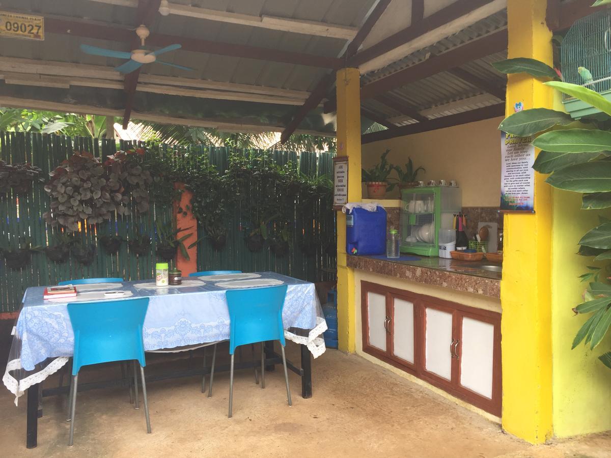 Amelia Homestay Puerto Princesa Buitenkant foto