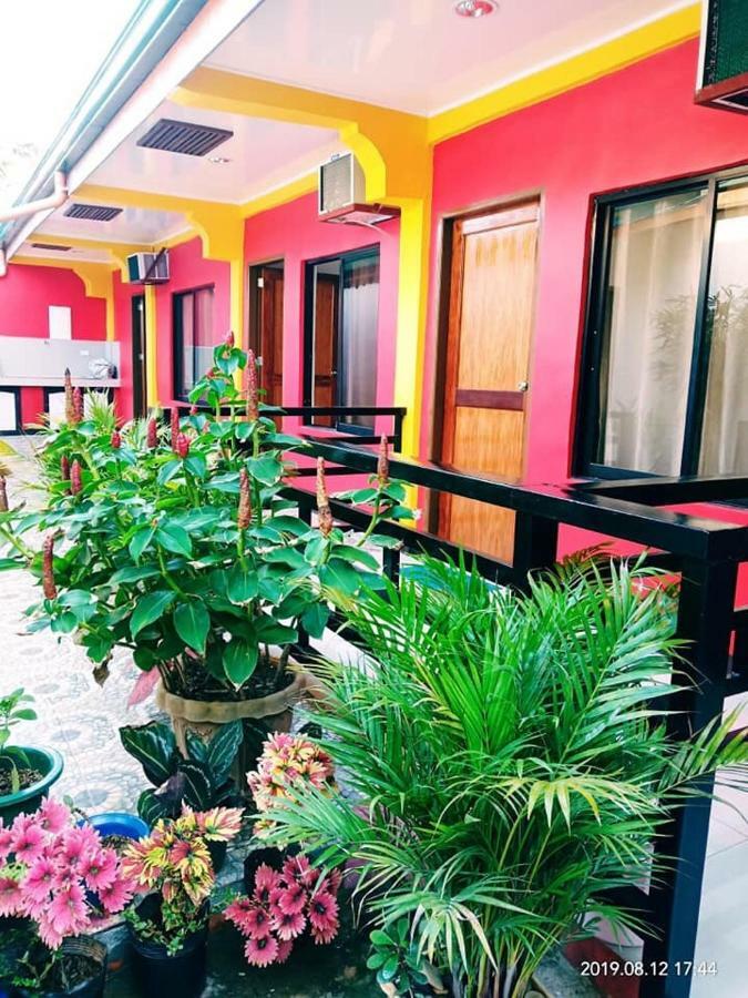 Amelia Homestay Puerto Princesa Buitenkant foto